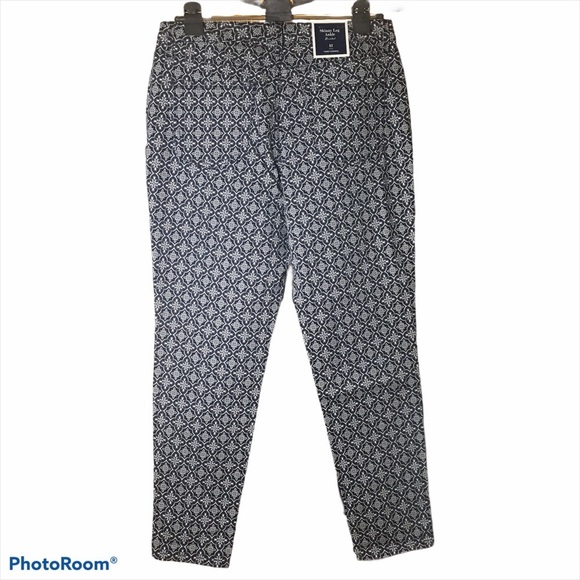 Charter Club Bristol Paisley Blue White High Rise Skinny Leg Ankle Jeans 12 - Picture 2 of 13